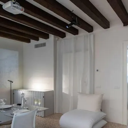 公寓 Architectural Nearby Rialto