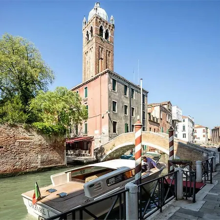 Architectural Nearby Rialto 公寓 *
